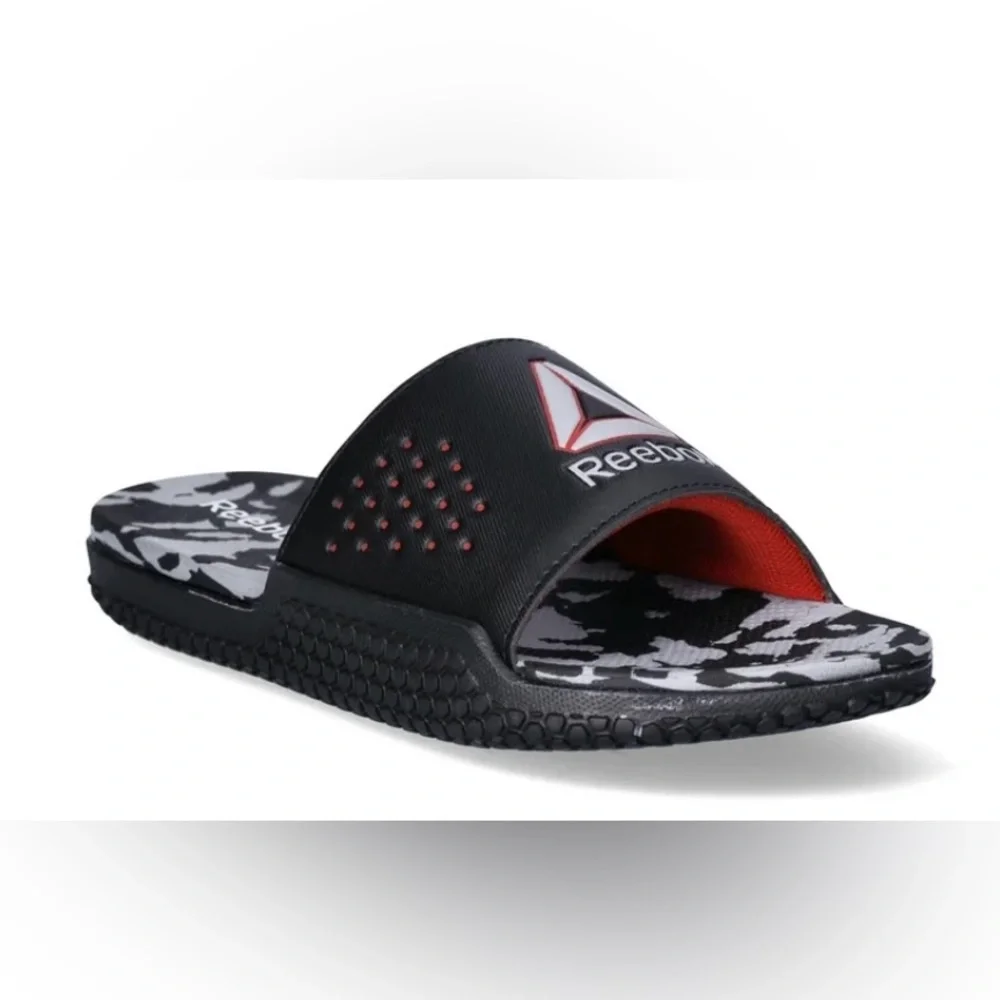 Little Boy’s Reebok Black, Red, and‎ Gray Camo Slide Sandals! NWT! Size 13!